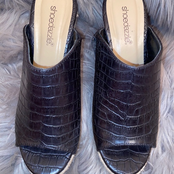 NWOT SHOE-DAZZLE WEDGES - Picture 4 of 6